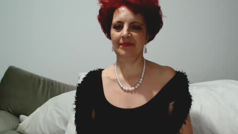 Milfsupreme online show from January 17, 8:44 pm