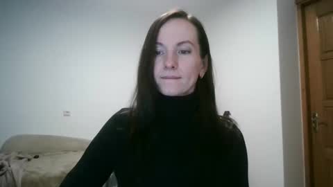 miliah online show from November 4, 8:21 pm