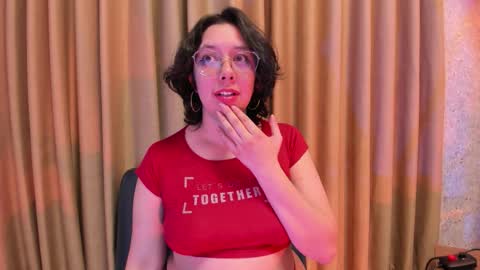 Snapshot of milie_yue206028 chatting on October 17, 3:10 am Millie online show from October 17, 3:10 am