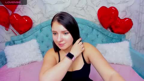Snapshot of milinafox chatting on February 11, 10:58 am milinafox online show from February 11, 10:58 am