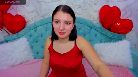 Snapshot of milinafox chatting on February 15, 9:27 am milinafox online show from February 15, 9:27 am