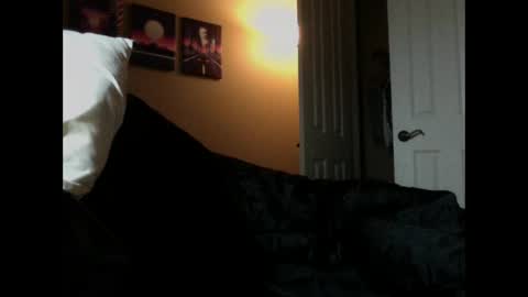 Milk Chocolate Sensei online show from December 30, 3:25 am