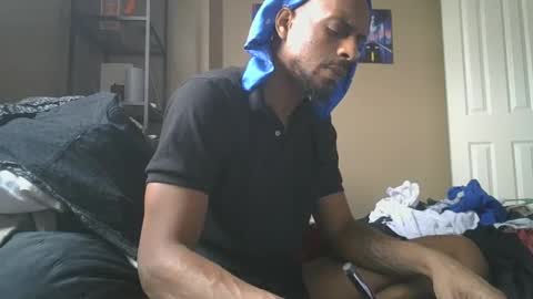 Milk Chocolate Sensei online show from March 5, 5:50 pm