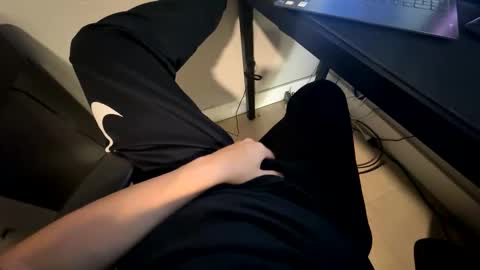 Milkme online show from April 15, 9:59 pm