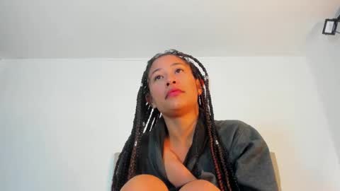 Paola  online show from February 27, 6:13 am