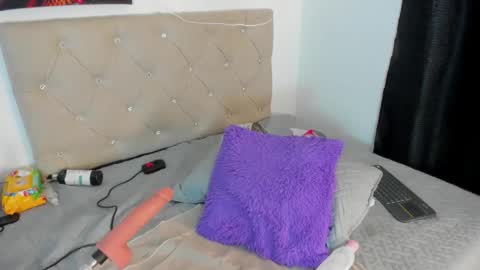 Paola  online show from March 8, 4:34 am