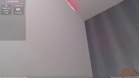 Amira online show from February 11, 7:05 pm