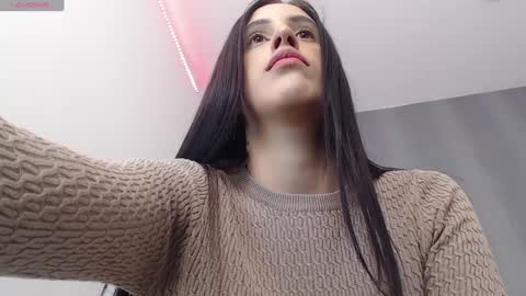 Amira online show from February 5, 10:11 pm