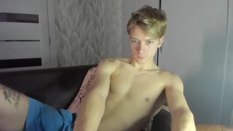 Isaac online show from December 20, 7:22 am