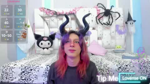 Michelle  online show from October 24, 9:15 pm