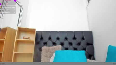 milky_lau_18 online show from February 16, 5:48 pm