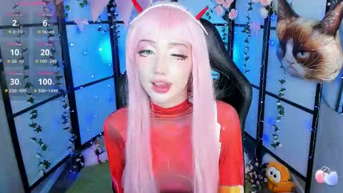 milky cute online show from September 20, 12:46 am