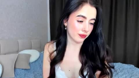 milla moore online show from October 28, 5:58 pm