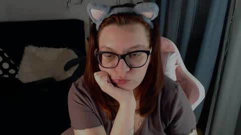 Milla online show from May 15, 11:01 pm