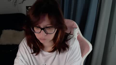 Milla online show from May 3, 11:22 pm