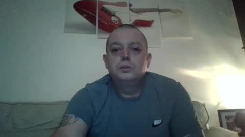 niceguy81 online show from April 7, 9:17 pm