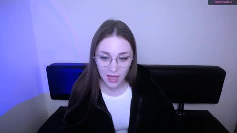 Milla online show from November 18, 9:12 am