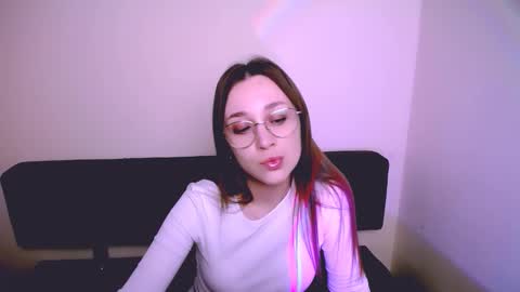 Milla online show from November 25, 8:35 am