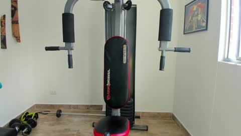 Snapshot of miller_fit_ chatting on January 7, 7:06 pm Lissa online show from January 7, 7:06 pm