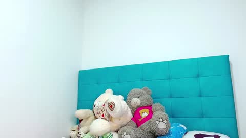 Snapshot of miller_sweet chatting on January 15, 10:24 pm Aleja online show from January 15, 10:24 pm