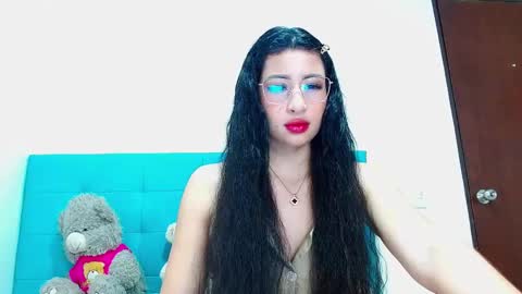 Snapshot of miller_sweet chatting on February 18, 7:52 pm Aleja online show from February 18, 7:52 pm