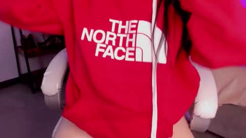 miller_vanessa_ online show from September 9, 8:31 pm