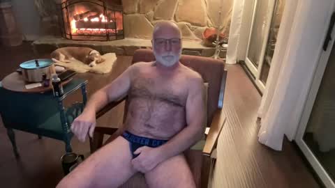 Snapshot of millergardener chatting on February 19, 11:46 pm millergardener online show from February 19, 11:46 pm