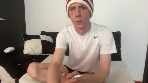 SlimnHungOH online show from September 10, 9:16 pm