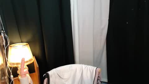 Im Milliedont forget to follow me online show from February 12, 7:56 am