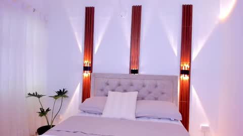 Millie Babe online show from November 17, 8:22 pm