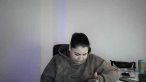 Millie online show from November 14, 5:48 pm