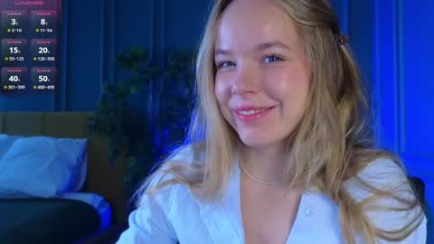 Milly    online show from October 21, 7:02 am