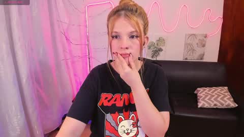 millysandlerr online show from May 1, 6:07 am