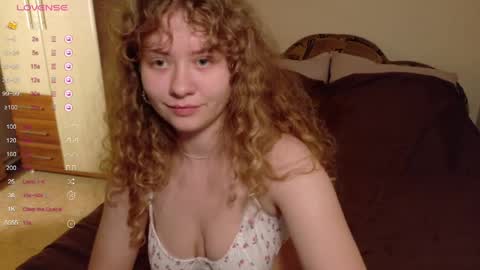 milounee online show from April 9, 12:25 am