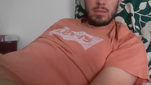 milowww1601 online show from December 3, 10:27 am