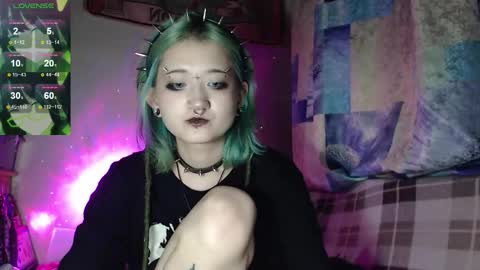 Snapshot of milten_trish chatting on September 18, 5:06 pm milten_trish online show from September 18, 5:06 pm