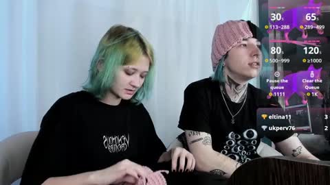 Snapshot of milten_trish chatting on January 15, 3:11 am milten_trish online show from January 15, 3:11 am