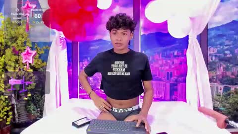 miltondelis online show from September 30, 3:06 am