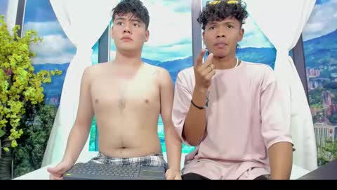 miltondelis online show from September 27, 4:54 am