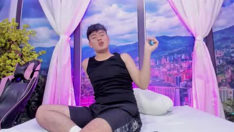 miltondelis online show from September 26, 4:53 am