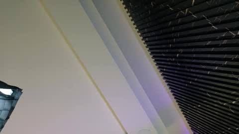 Milu online show from February 16, 7:01 pm