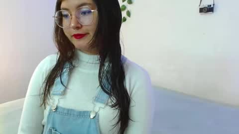 Snapshot of mily_baker chatting on March 12, 6:22 pm mily_baker online show from March 12, 6:22 pm