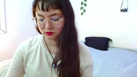 Snapshot of mily_baker chatting on January 10, 10:15 pm mily_baker online show from January 10, 10:15 pm