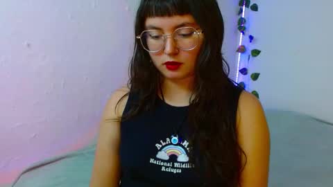 Snapshot of mily_baker chatting on January 28, 9:40 pm mily_baker online show from January 28, 9:40 pm