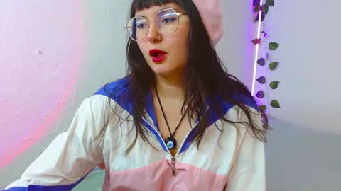 Snapshot of mily_baker chatting on February 14, 9:43 pm mily_baker online show from February 14, 9:43 pm
