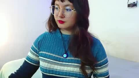 Snapshot of mily_baker chatting on February 25, 6:55 pm mily_baker online show from February 25, 6:55 pm