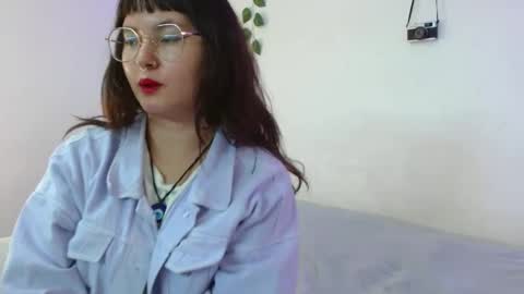 Snapshot of mily_baker chatting on March 3, 5:52 pm mily_baker online show from March 3, 5:52 pm