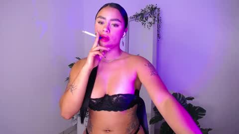 Mily Ortiz online show from February 23, 3:03 pm