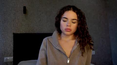 Linda online show from September 11, 11:44 am