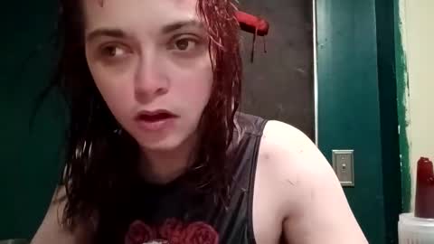 mimi142 online show from March 22, 6:45 pm